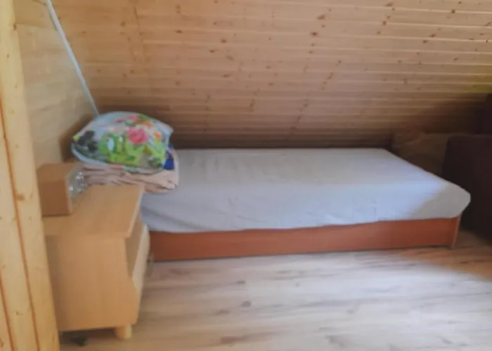 Na Skarpie 斯图托沃