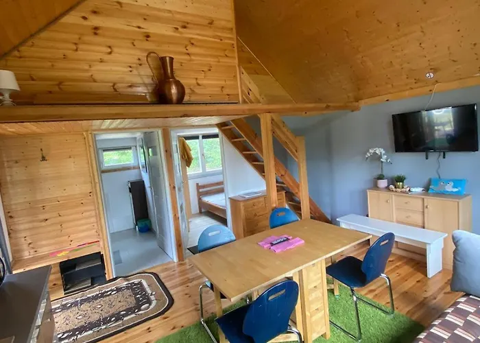 Na Skarpie * 斯图托沃